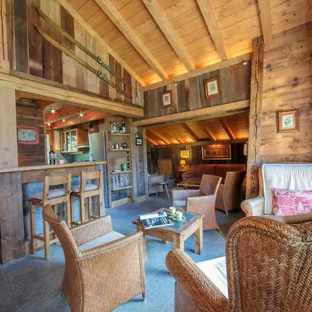 Sainte-foy-l'argentiere Chalet Sleeps 8 Chamonix